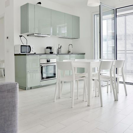 Luxury 3 Bedroom Apartment 100 Mq Next To Rho Fiera And San Siro Milan Exterior photo